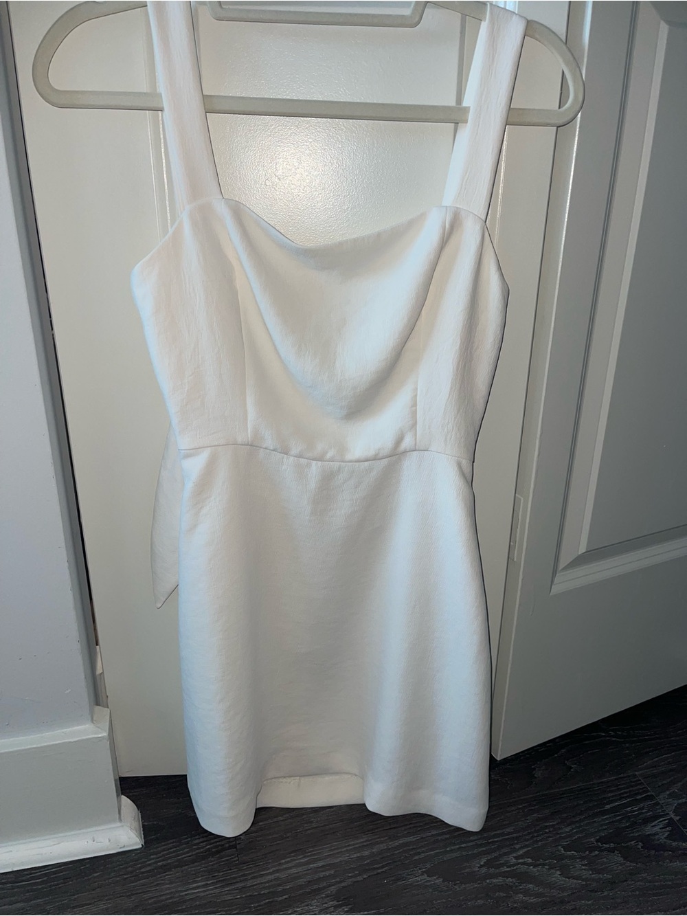 Aritzia Wilfred APERATURE TIE-BACK DRESS White